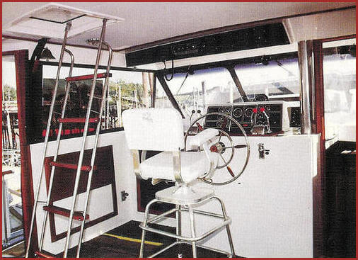 trojan f44 motor yacht fly bridge