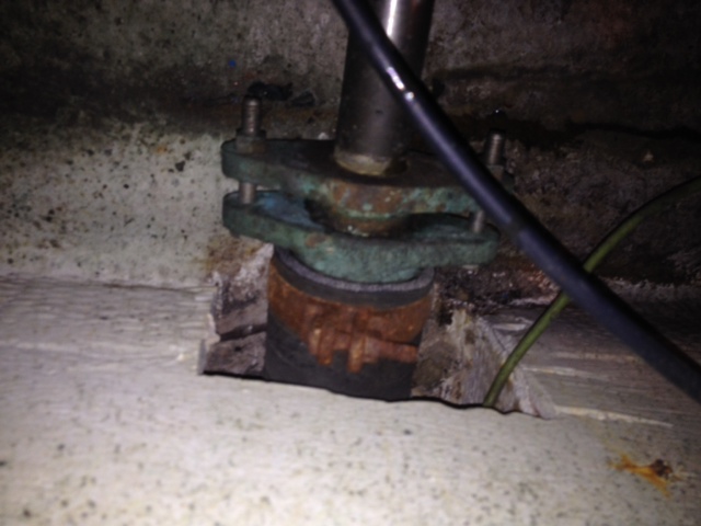 stuffing box 2.JPG