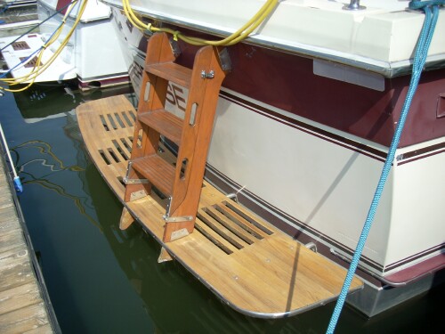 LADDER STOP 'FINS' UNDER LADDER, REFINISHED PLATFORM